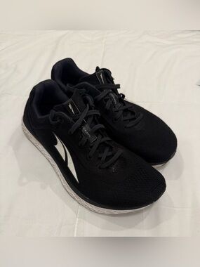 Altra Women's Escalante 2.5 Road Running Shoes Black White Size 8.5